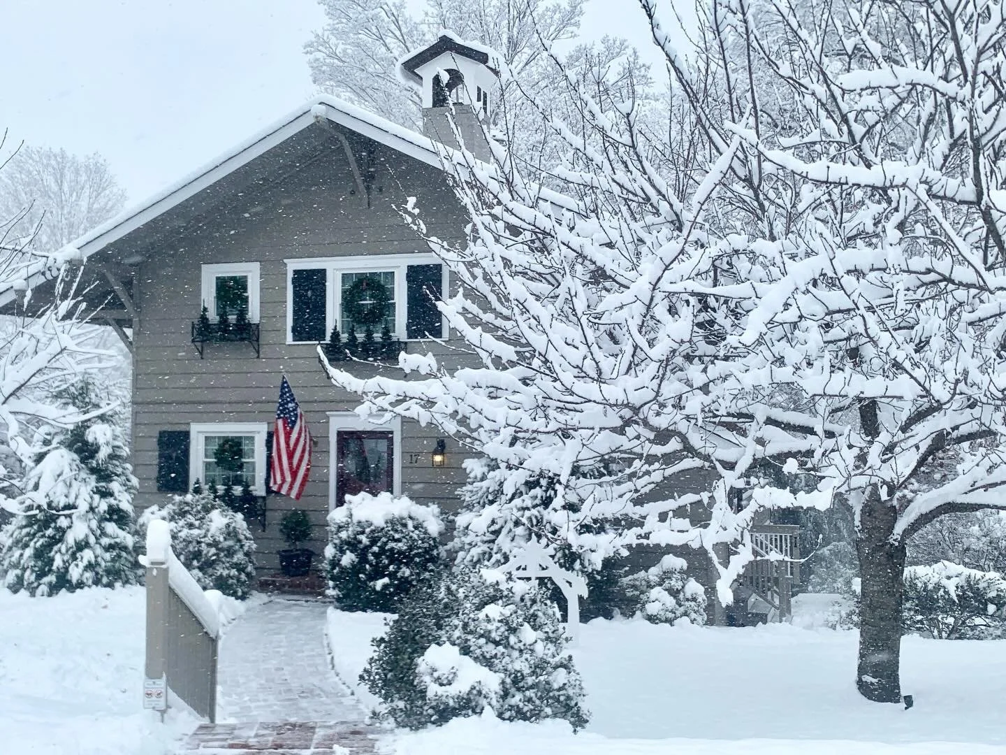 Good Sunday sweet friends! Over 5 inches and still coming down! Blessed to be snug in the Chalet. Wishing you a wonderful day.

Snow, Chalet, Winter Wonderland, My Home, New Jersey 

#snowsnowsnow #chalet #winterwonderland #myhome #newjersey