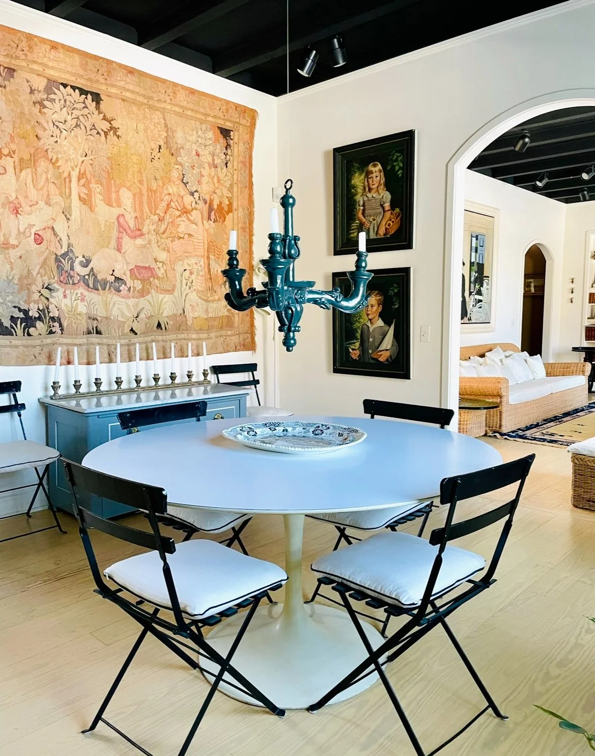 DININGROOM