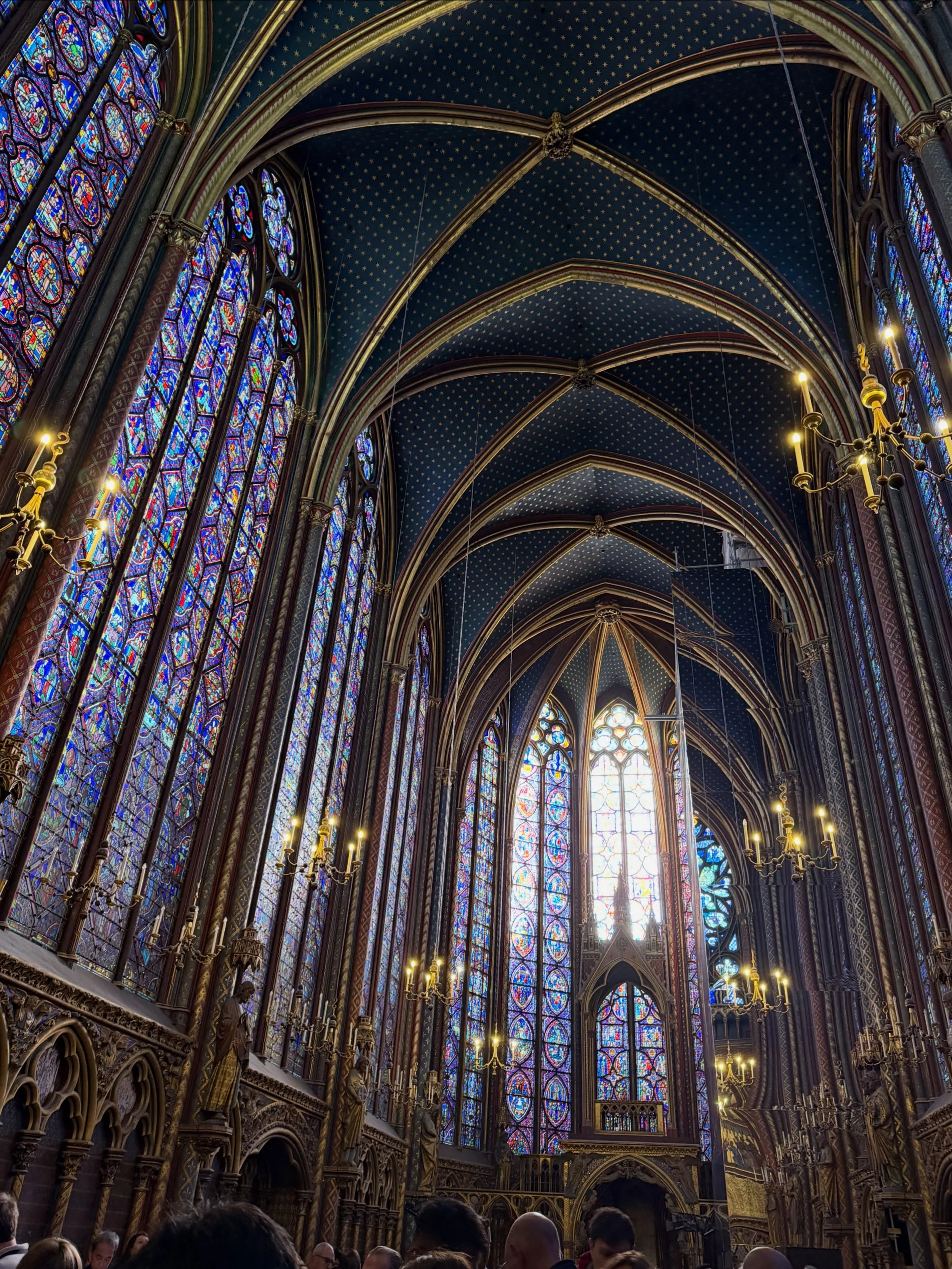 Amis! Friends! If you&rsquo;ve seen my stories I have a Paris highlight of my wonderful trip to Paris - a trip of a lifetime with my sister @naagm60 and dear friends @kuikenk @andymillerjones 

It&rsquo;s so hard to choose only 20 images per day! 

D