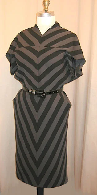 V Dress Center For Pattern Design Sewing Patterns
