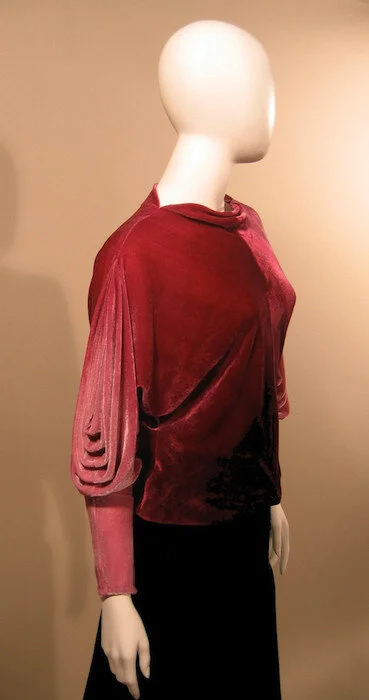 Deco Cowl Sleeve Top PDF