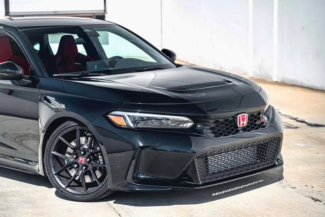 COMING SOON - FL5/DE5/FK8 OWNERS!

Why Upgrade to 6-Piston Brakes?

🎌 Bigger bite. More total piston area = stronger clamping force and shorter stops

🎌 Even pressure. Six pistons spread pad load evenly for smoother modulation and less uneven wear
