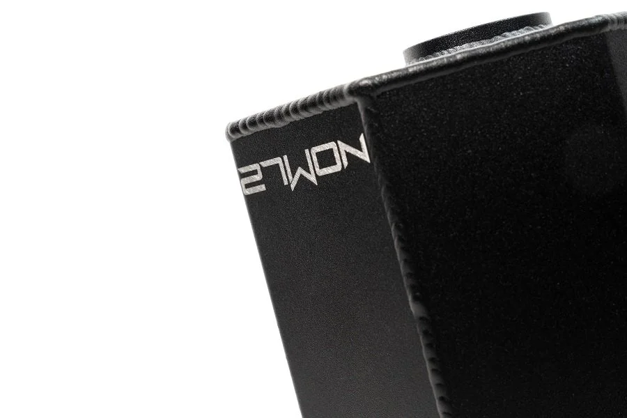 Logo & Finish Upclose 900.jpg