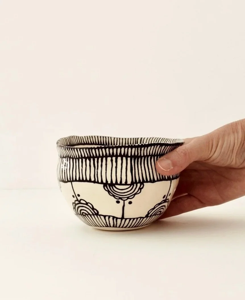 Barro-By-Lucrecia-Teabowl-Scallop-12floz.jpg