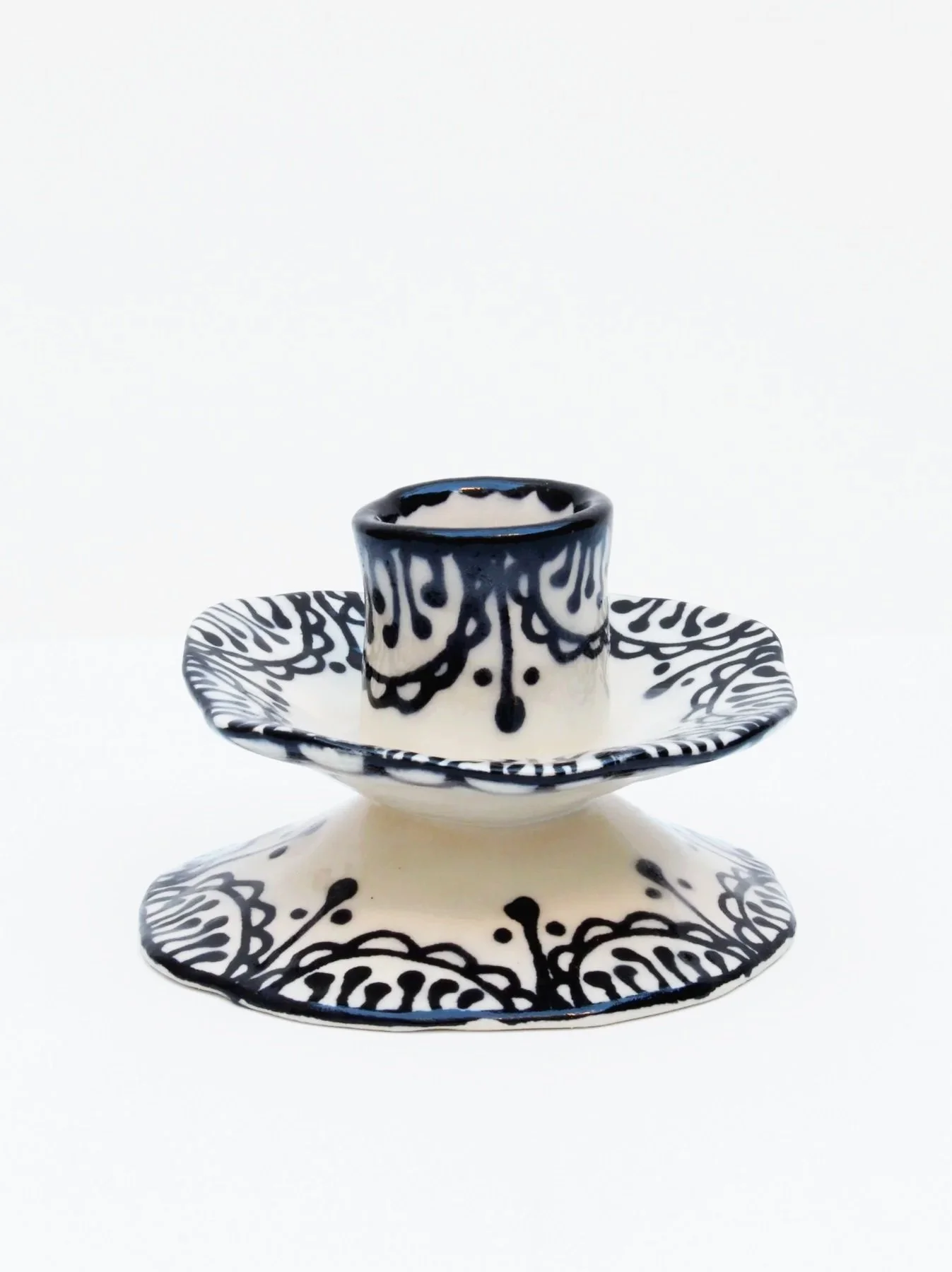 Barro+by+Lucrecia+Berries+Candle+Holder.jpg