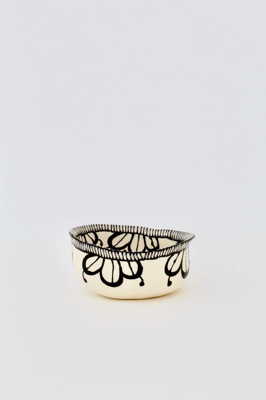 Barro-by-Lucrecia-LACE-Clover-Bowl.jpeg