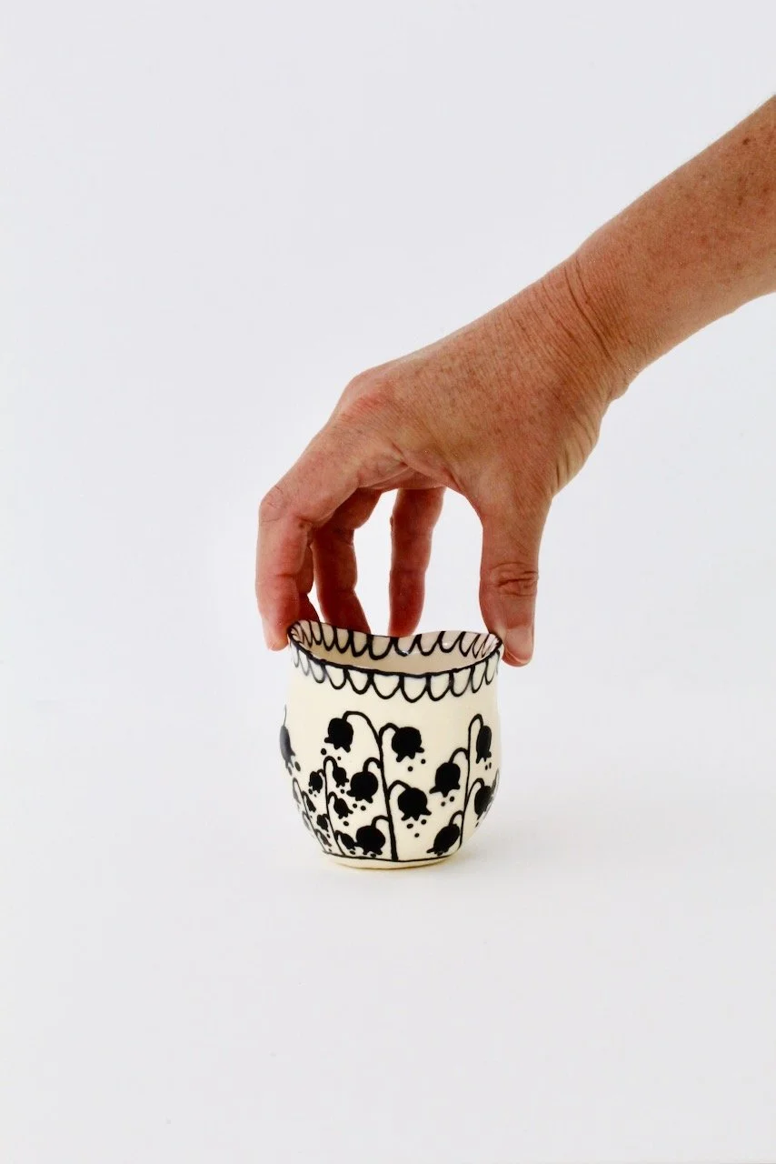 Barro-by-Lucrecia-LACE-Lily-Noir-Small-Drink-Cup.jpeg