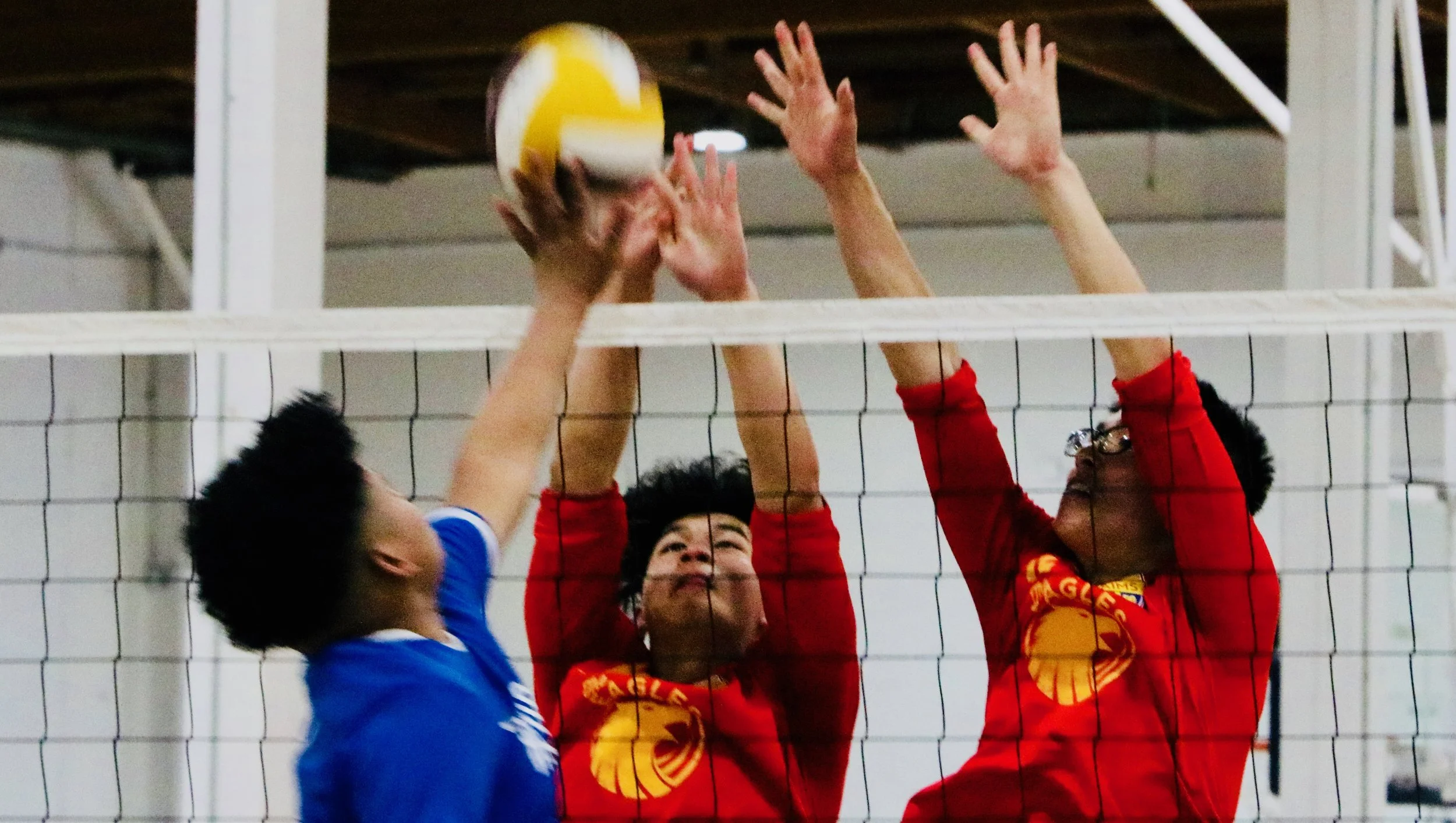 AIPHS defeated the Oakland High Wilcats 3-1.