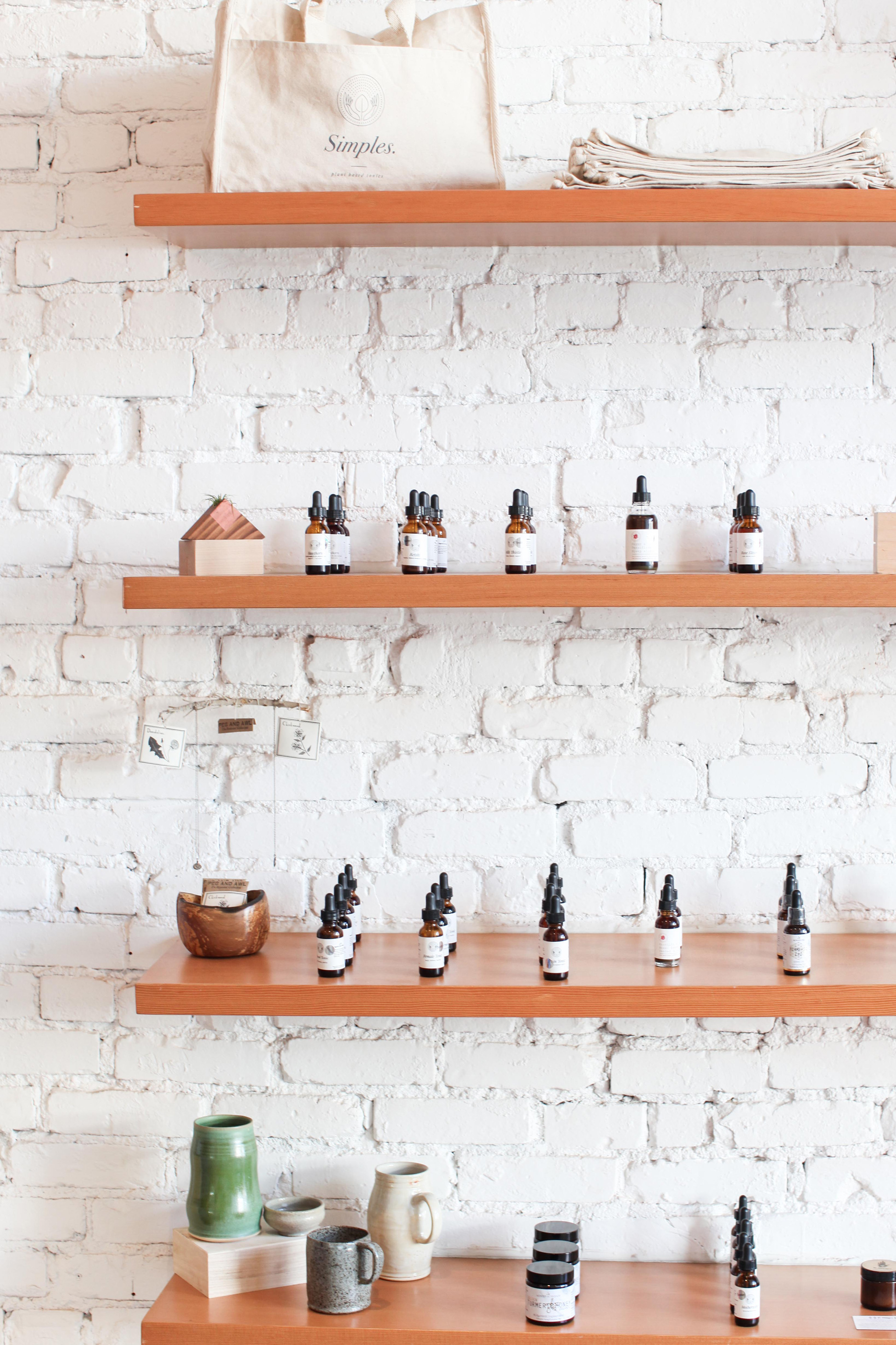 Simple Tonics by Traci Donat | Simples Founder Shares Her Personal Journey with Plant as Medicine.
