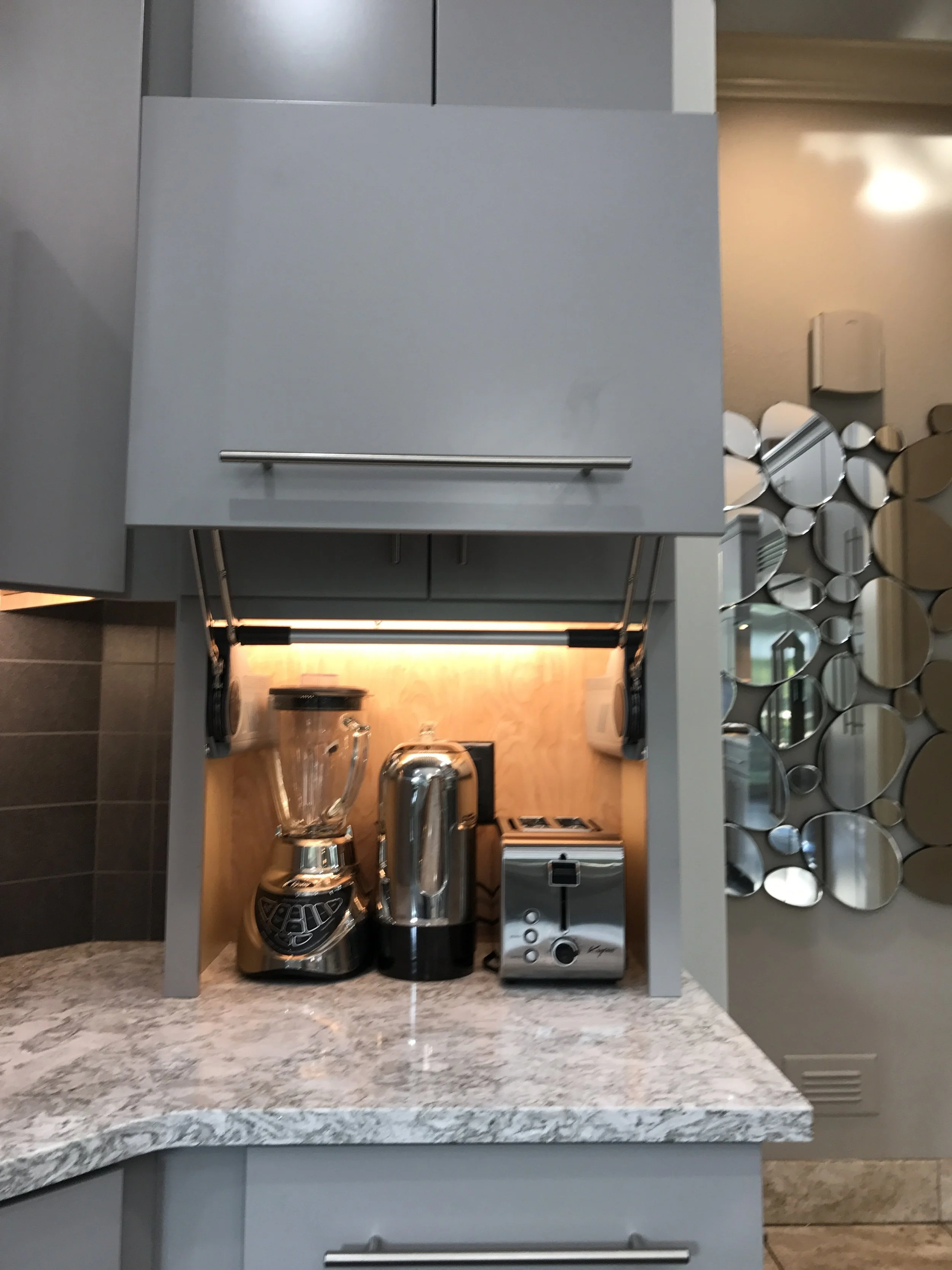 Sylv Kitch appliances open.JPG