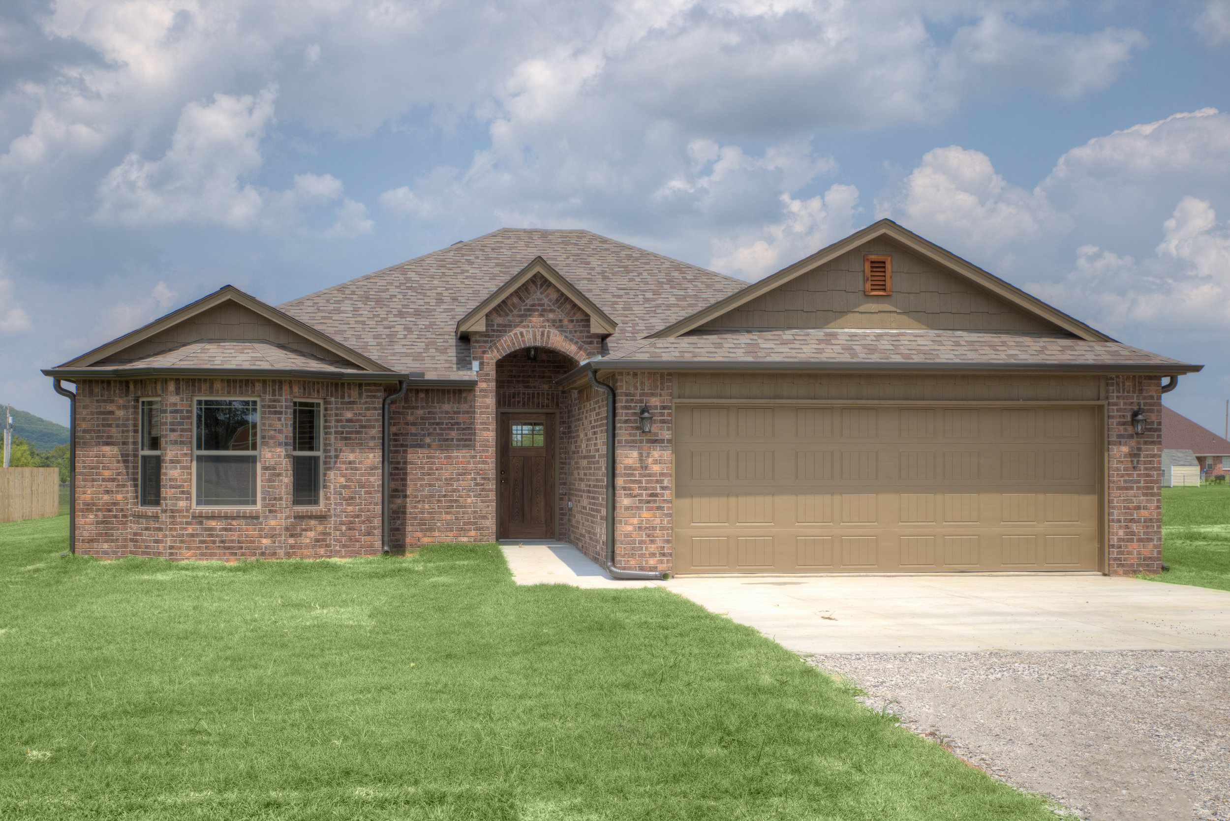 001_Front of House.jpg