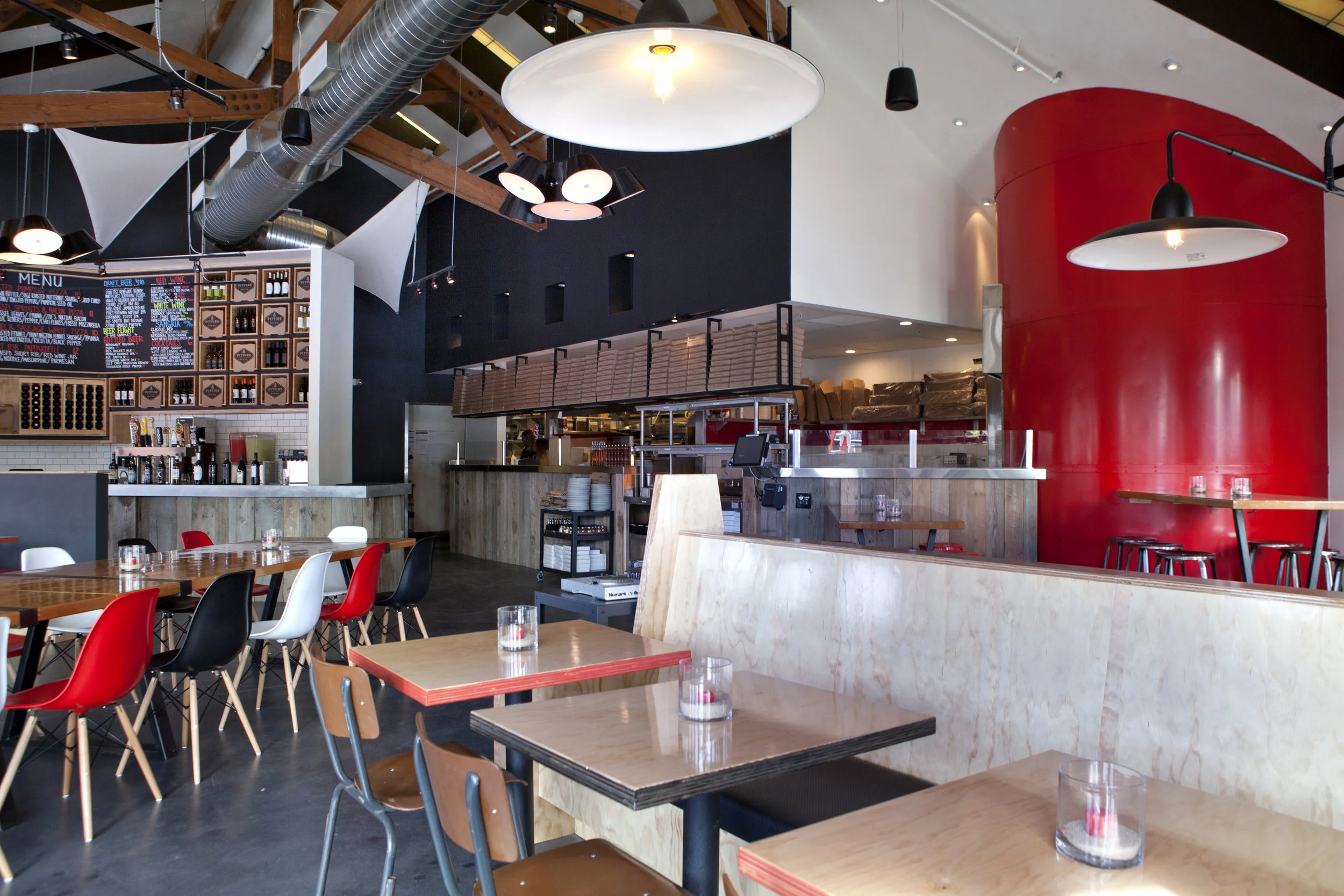 Pitfire Pizza Manhattan Beach_Elizabeth Daniels.JPG