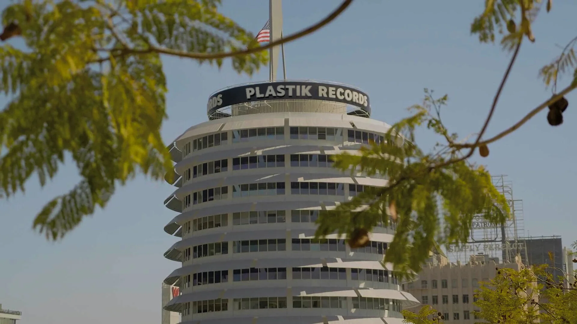 CapitolV1.jpg