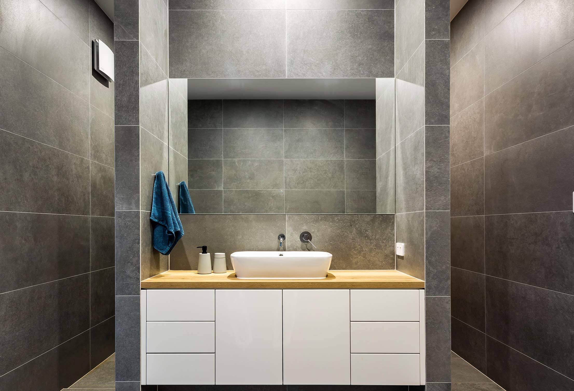 turnbull-built-renovation-bathroom-custom-kings-park-sa.jpg