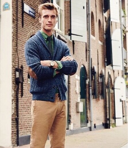 JCrew-2016-October-Mens-Style-Guide-Stretch-Chinos.jpg