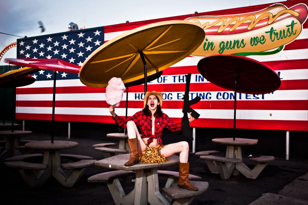 In guns we trust, 2015