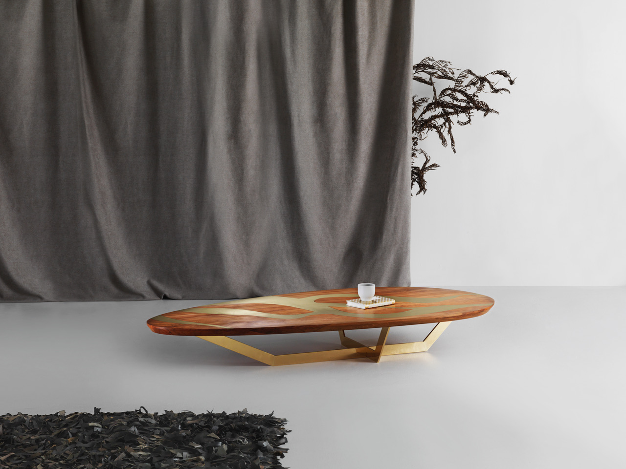 Lyzadie_Flow_Coffee_Table__0049.jpeg