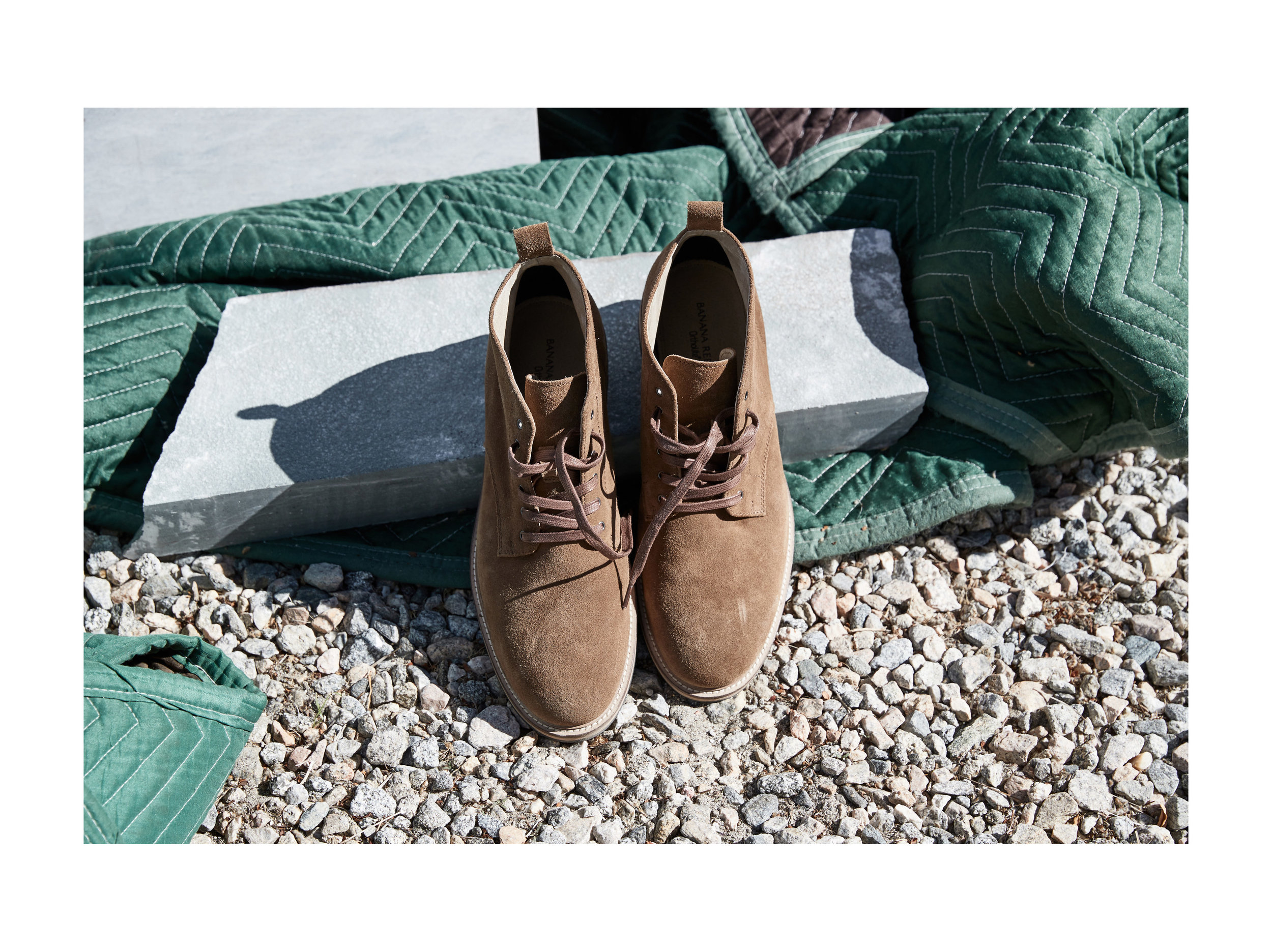 19SPR-campaign-still-life-spreads-w-only4x37.jpg