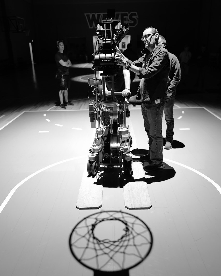 WE ARE OBSESSED!!!! 🏀🔥 Huge congratulations to our friend, cinematographer @marcofargnoli_dp, and the entire crew of Running Point on an INCREDIBLE first season&hellip; with hopefully MANY more to come 🤞

@mindykaling 
@netflix 
#CamtecCustomOptic