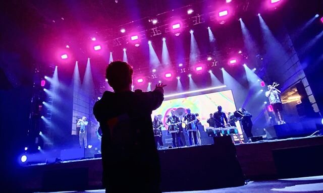 Behind-the-scenes this afternoon with @GRiZ &amp; @gmugreenmachine at @theanthemdc! 🎶🎶🎶 #DC #concert #music #edm #video #production #setlife #bts #band #drumline #Mason #GMU #WharfDC @thewharfdc #sony #dji #roninsc #smallhd @smallrig_official