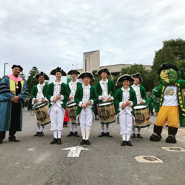 Great morning with our friends from @gmugreenmachine Ceremonial Corps! Happy Graduation Day! 🎓🎓🎓
.
.
.
.
.
#graduation #video #film #commencement #gmu #music #fifeanddrum #va #virginia
