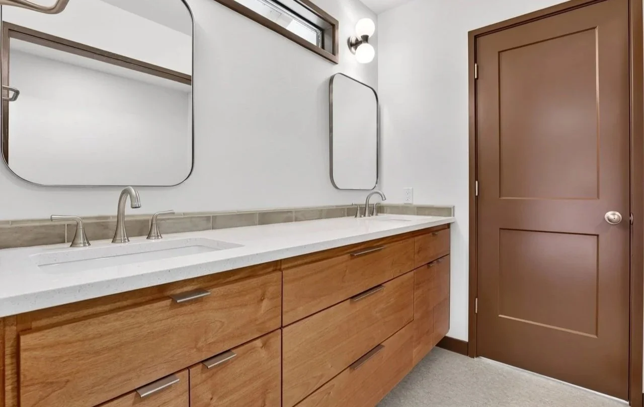 MID-MOD REBUILD - A 1973 Portland family home, renovated for resell, following intense winter storm damage. SCOPE: flooring, tile and countertop sourcing