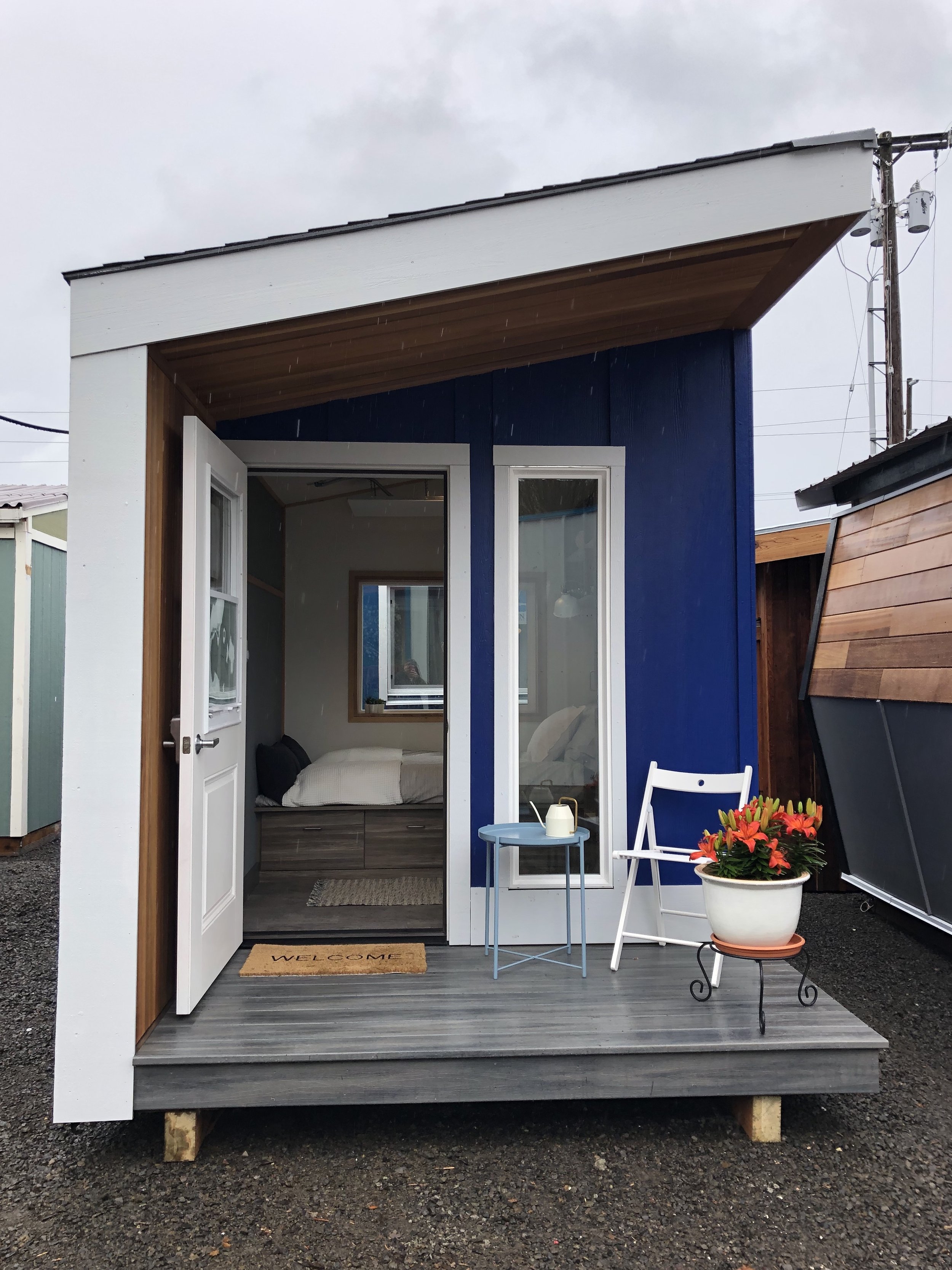 KENTON WOMEN'S VILLAGE POD BUILD