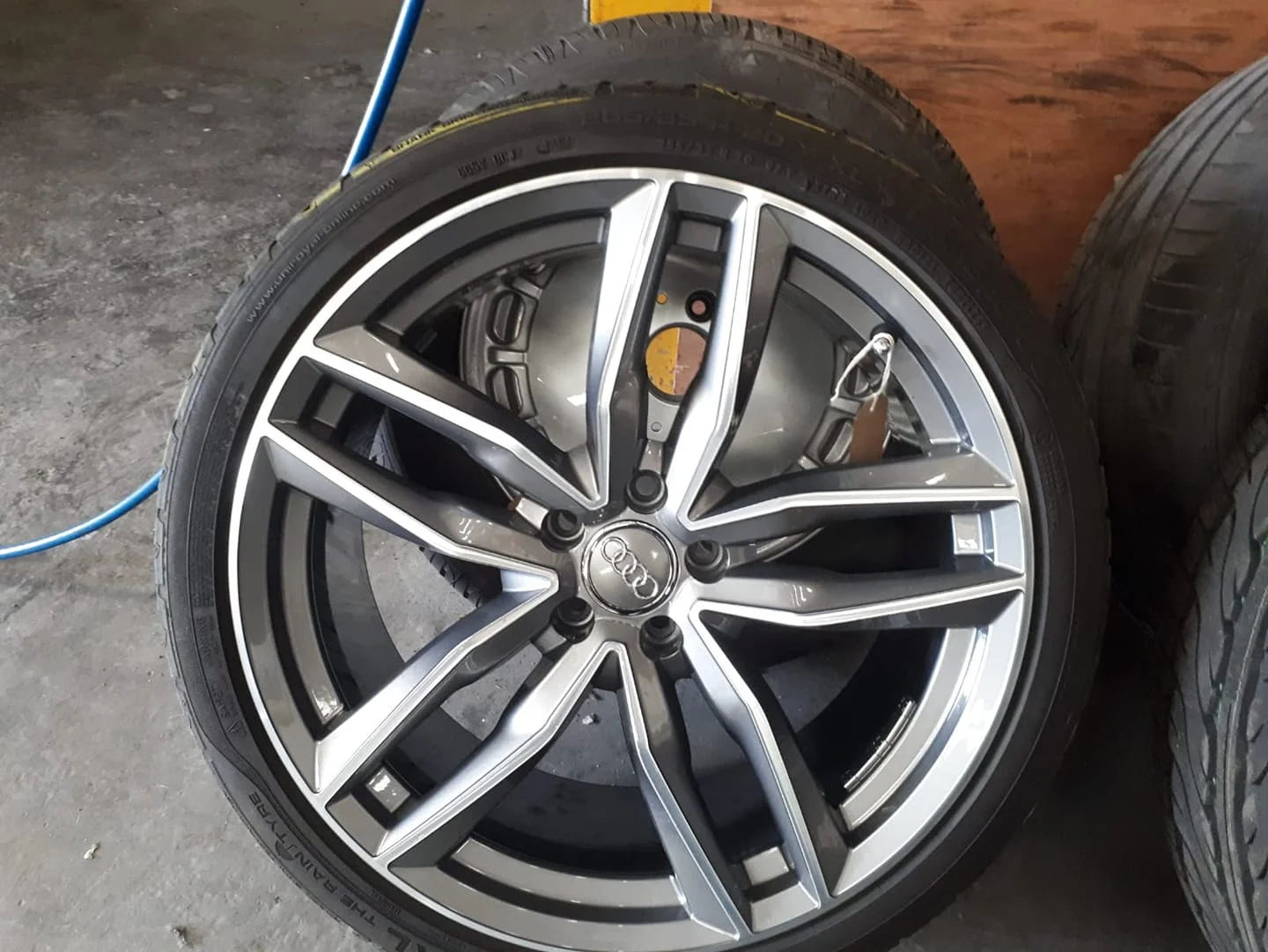 Audi A6 alloys 20"