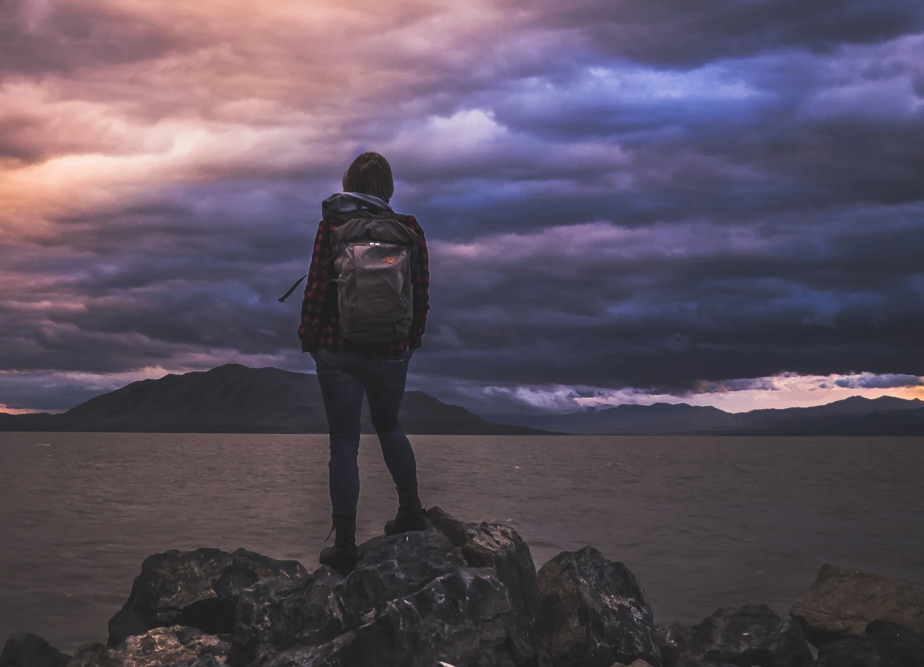 hikers-mountains-lakes.jpg