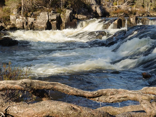 River Affric.jpg