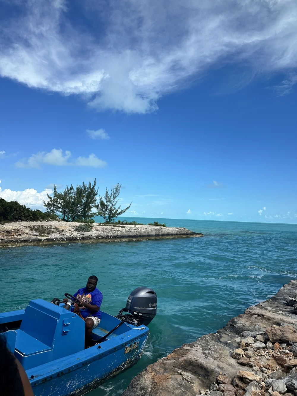 Boat to Captain Oak's