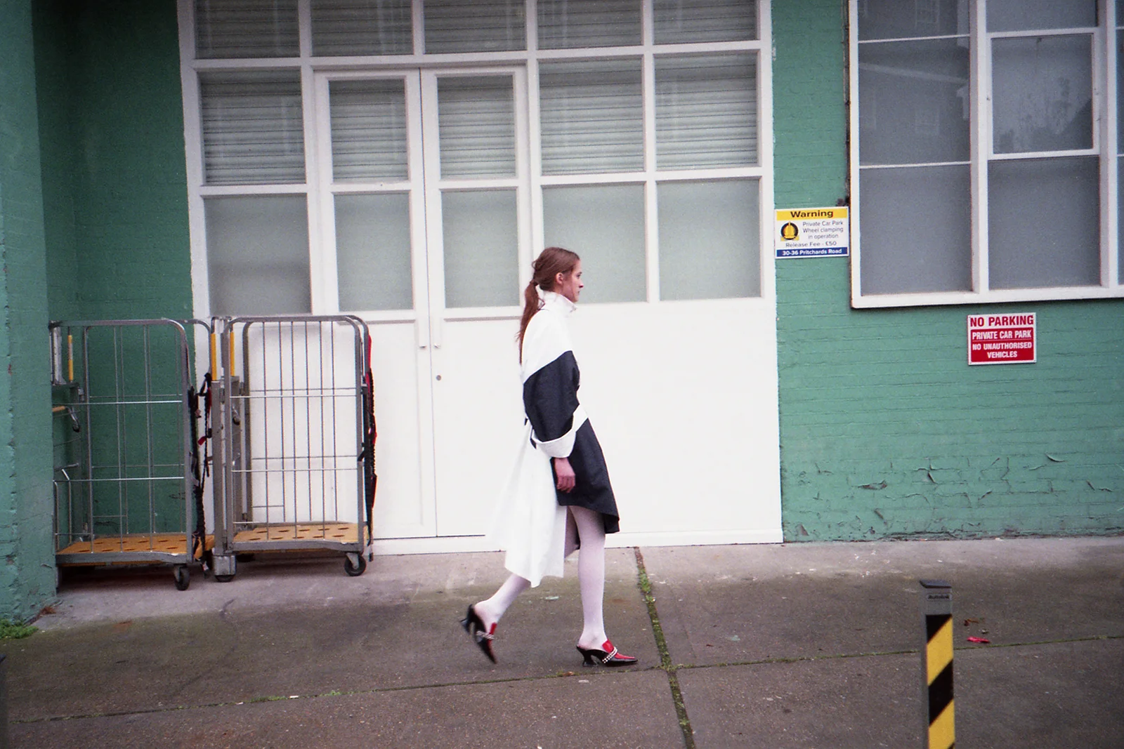 look3_01.jpg