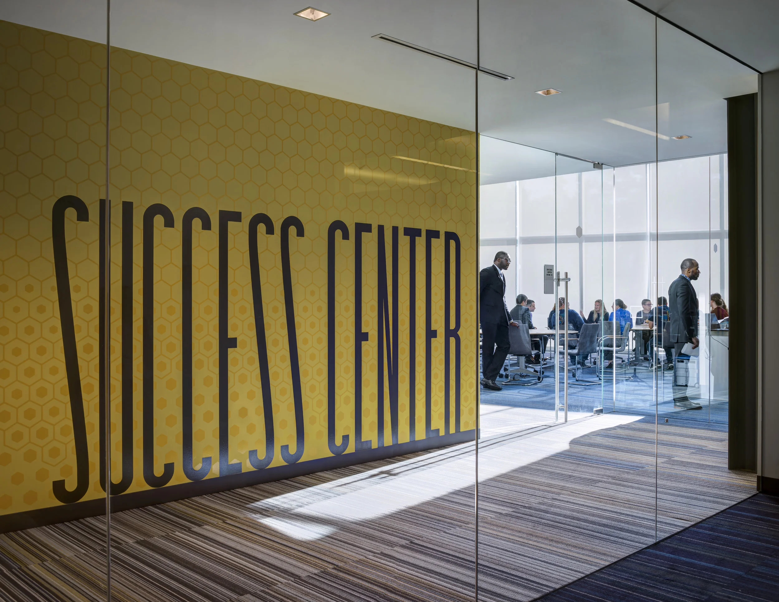 WalshCollege_JustinMaconochie_2208-T-Medium.jpg