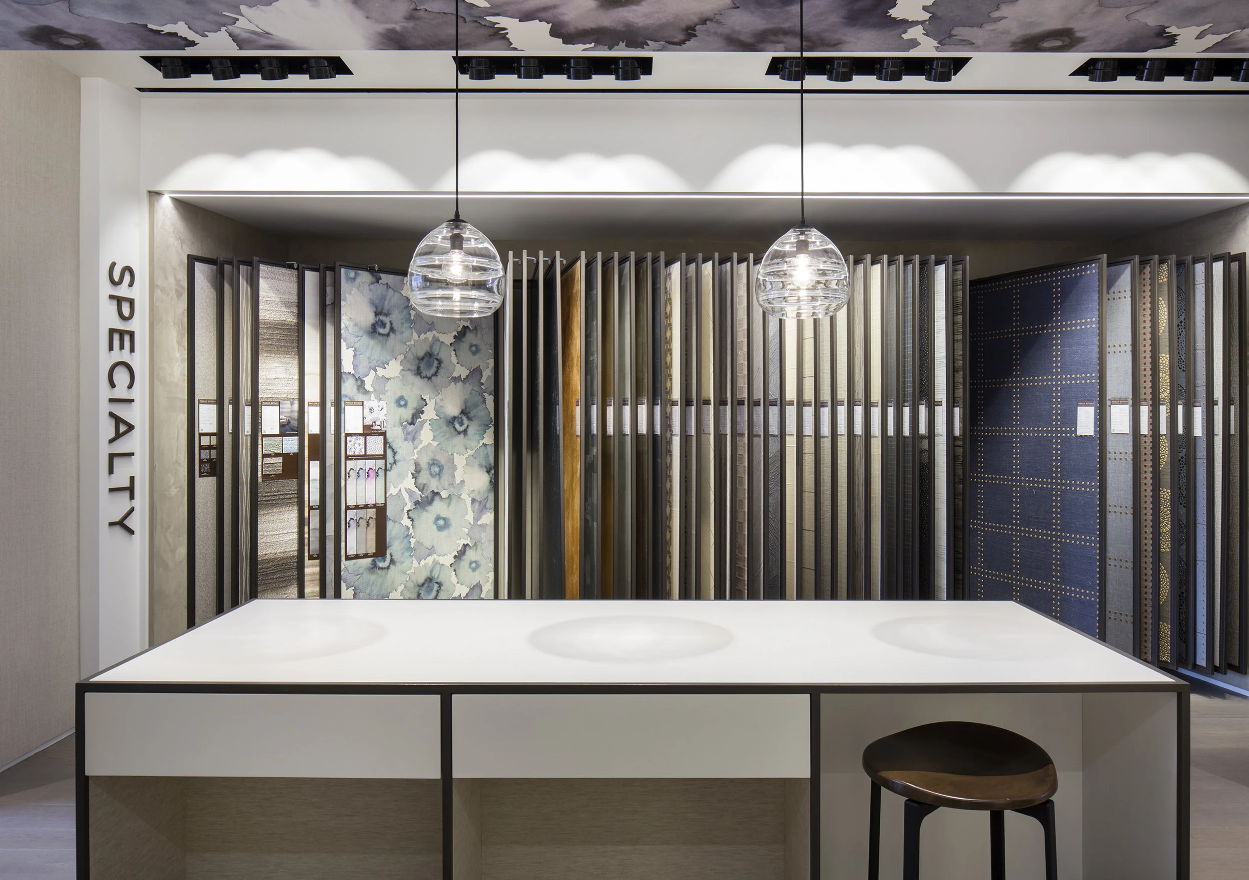 HH_160822_LA_PhillipJefferies_Showroom_5101.jpg