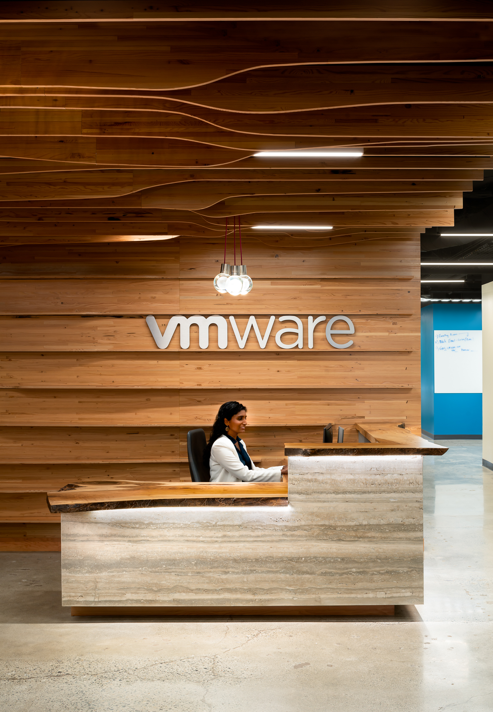 vmware_bellevue_valerio-dewalt-train