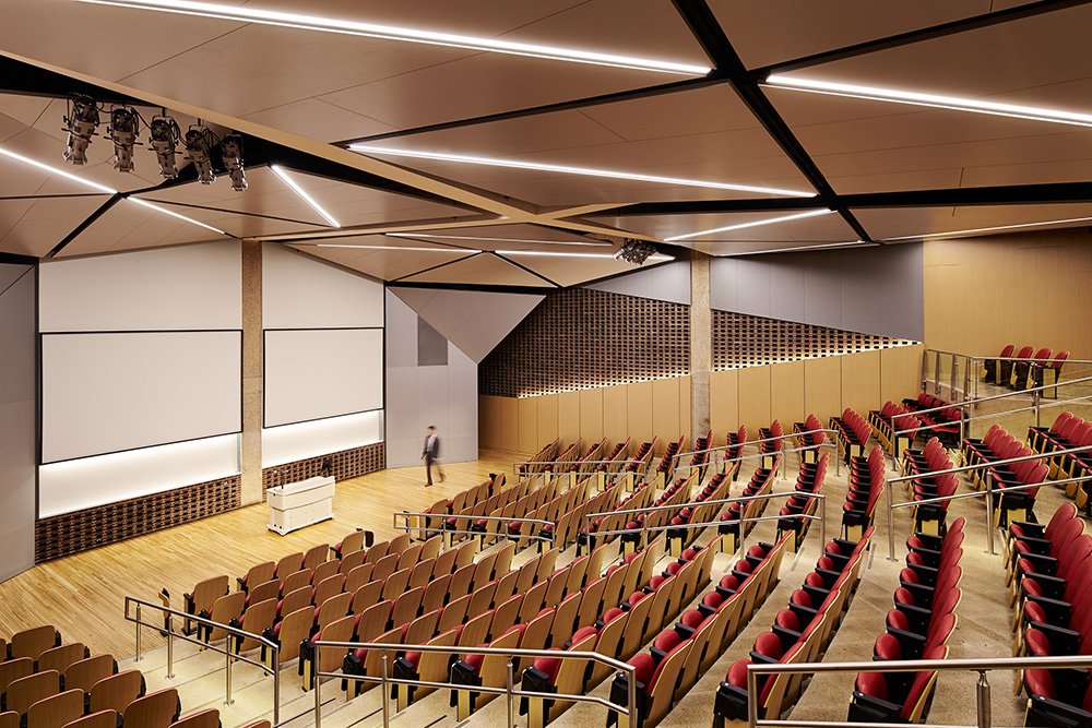 UIC - Lecture Hall