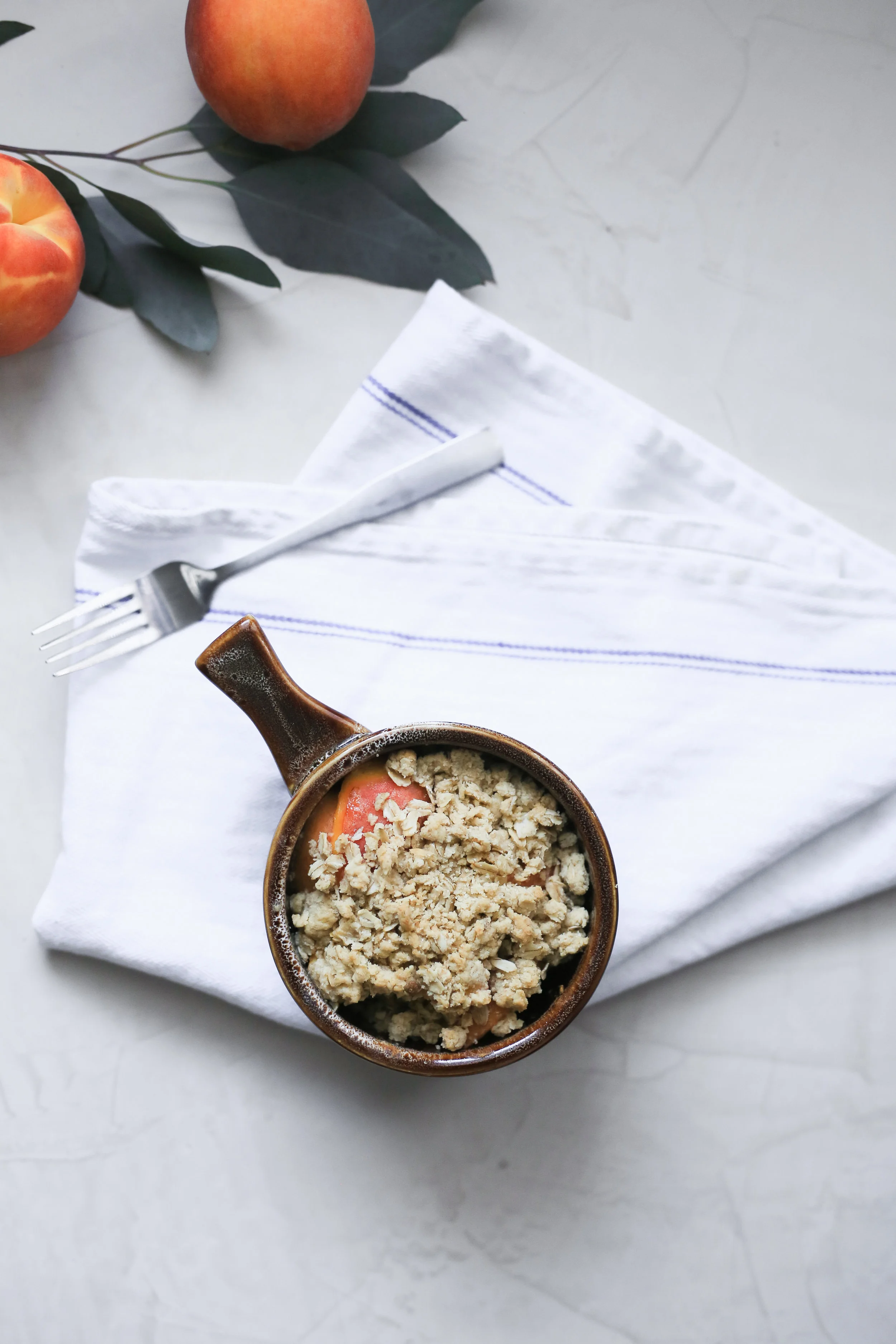 peach crumble for two