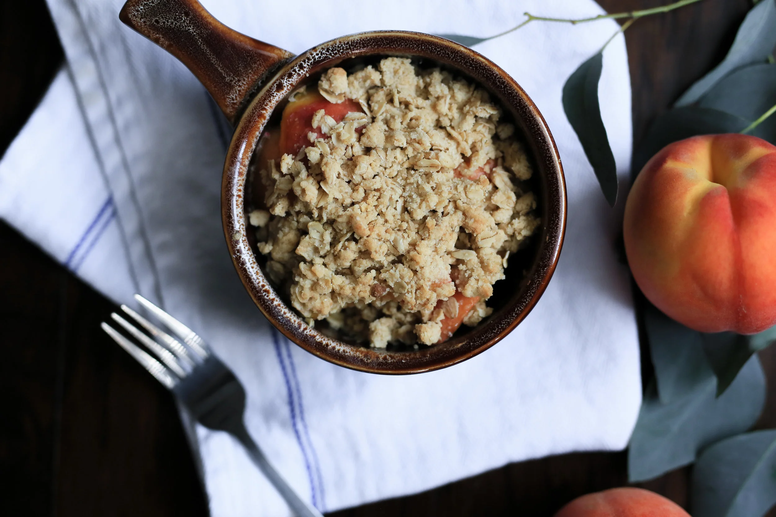 peach crumble for two
