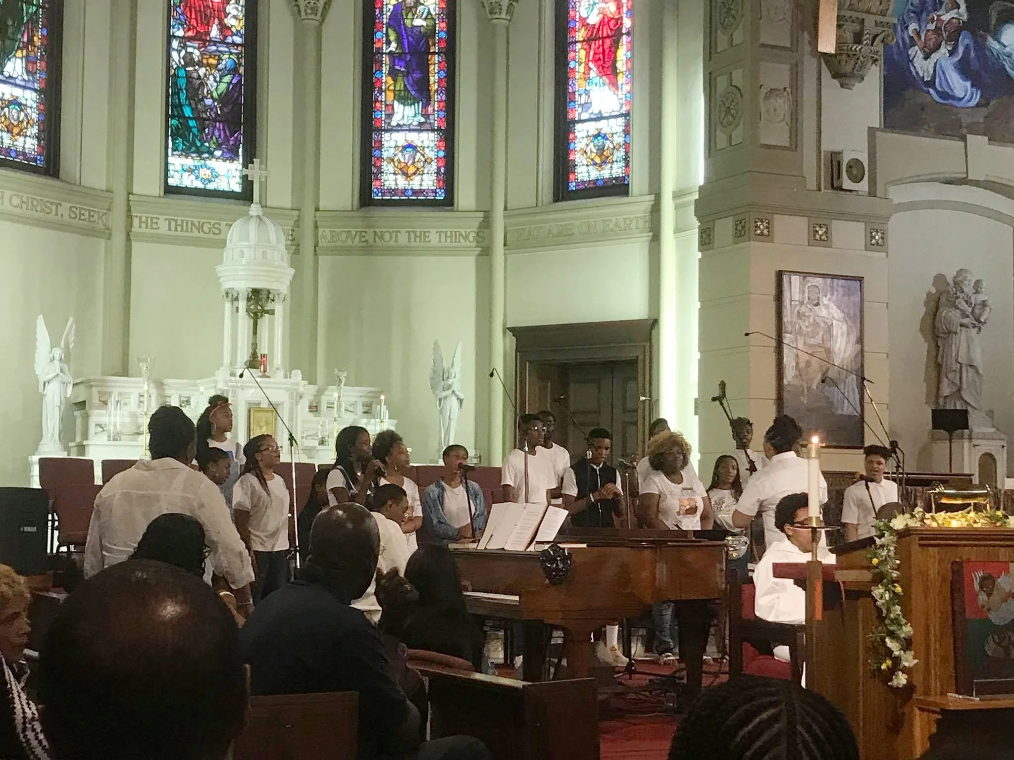 Choir.jpg