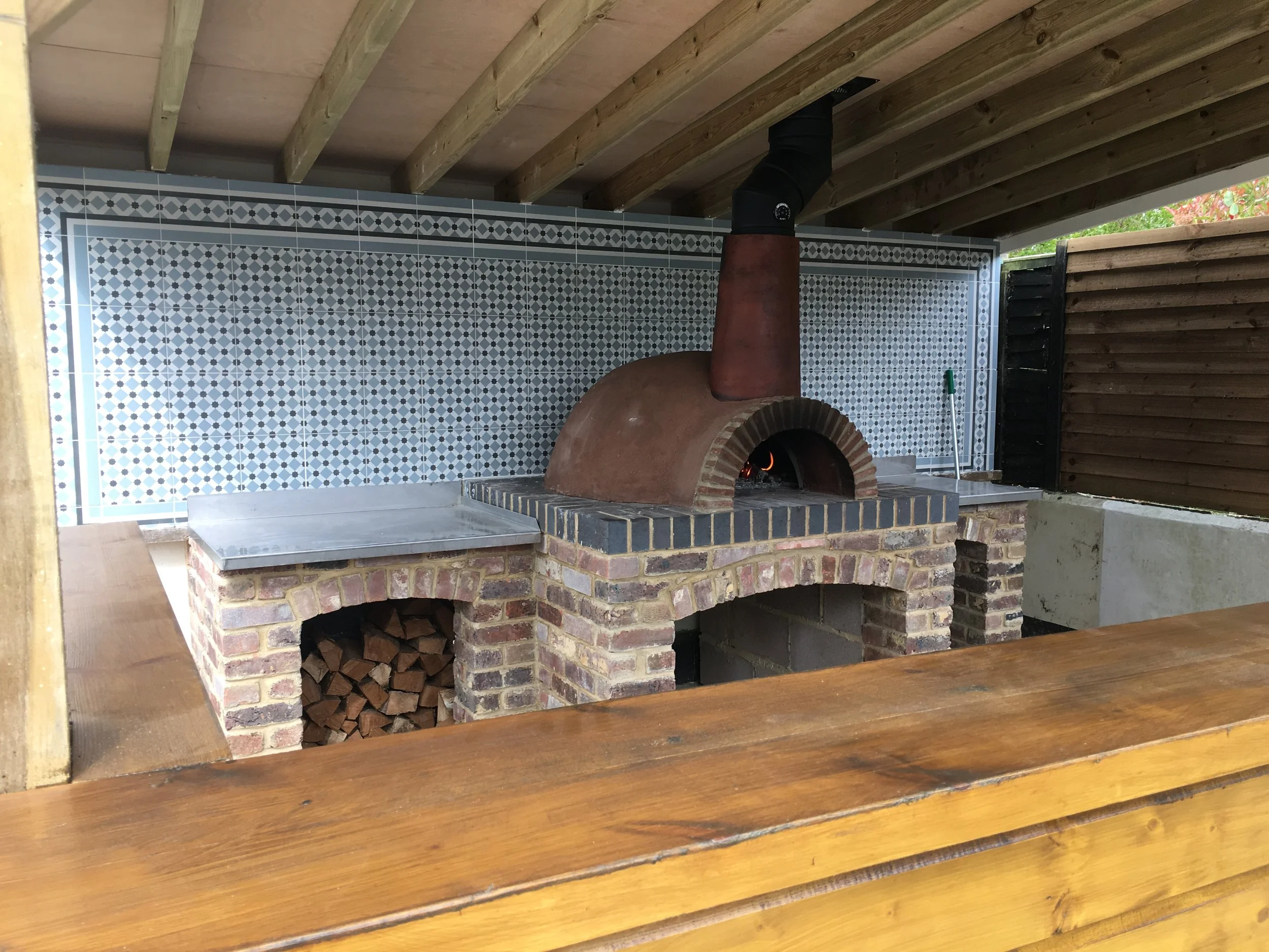 Queens Arms Pizza Oven