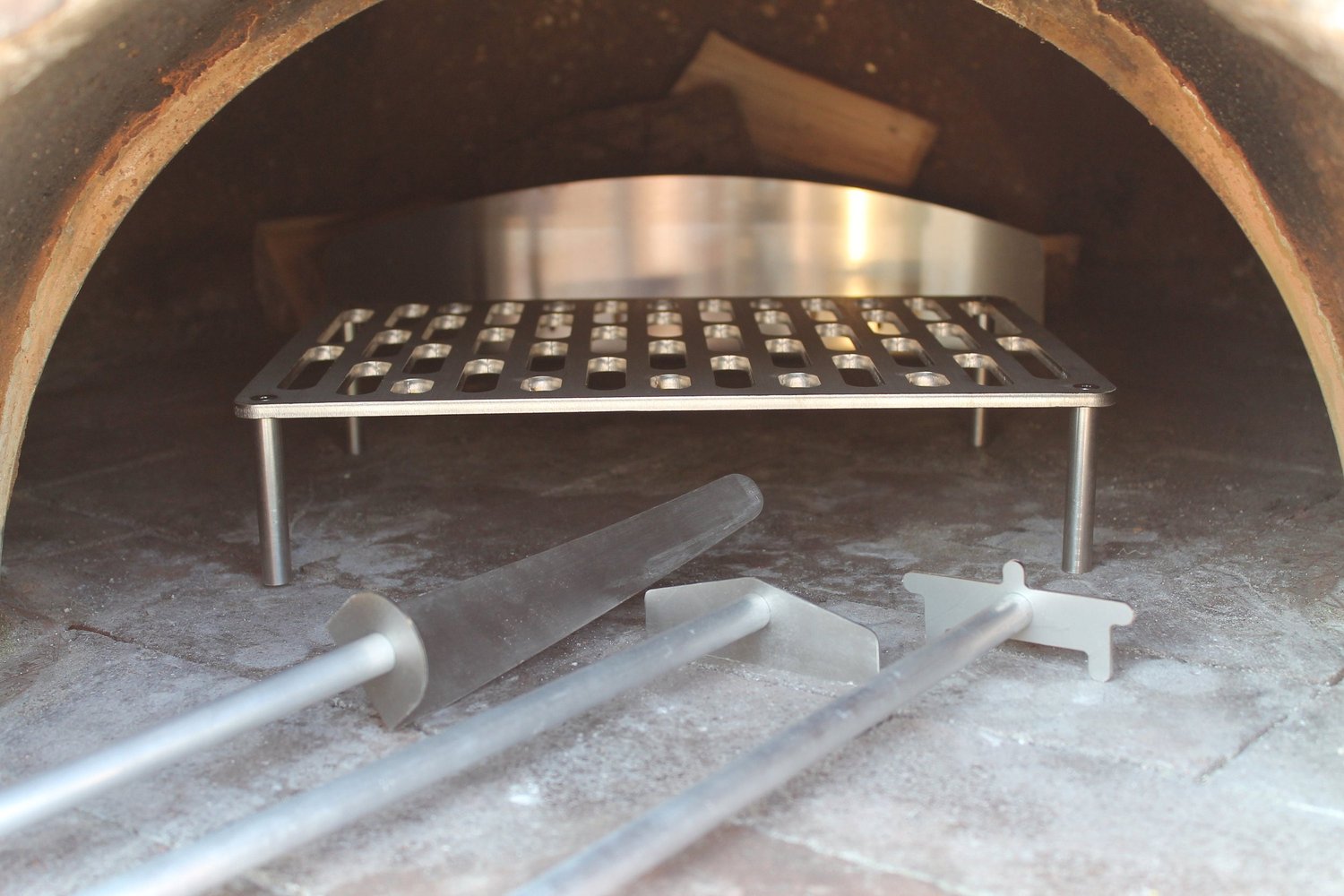 Wood Burning Steel Barrel Pizza Oven The Best Outdoor Pizza Ovens - Main Image