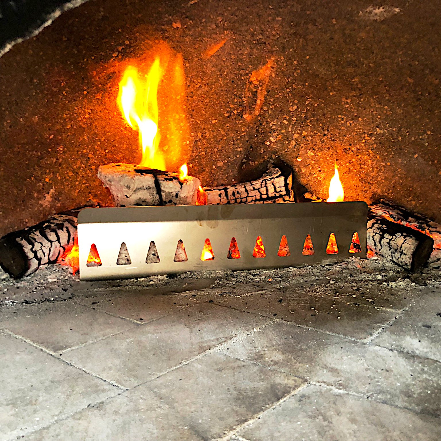 Lame Tamer, Fire and Log Guard Controlling the heat in a pizza oven, Browning Ovens Fire Shield, cooking in a Pizza oven Pizza Oven Fire Heat Shield with 2 way heat setting feature.