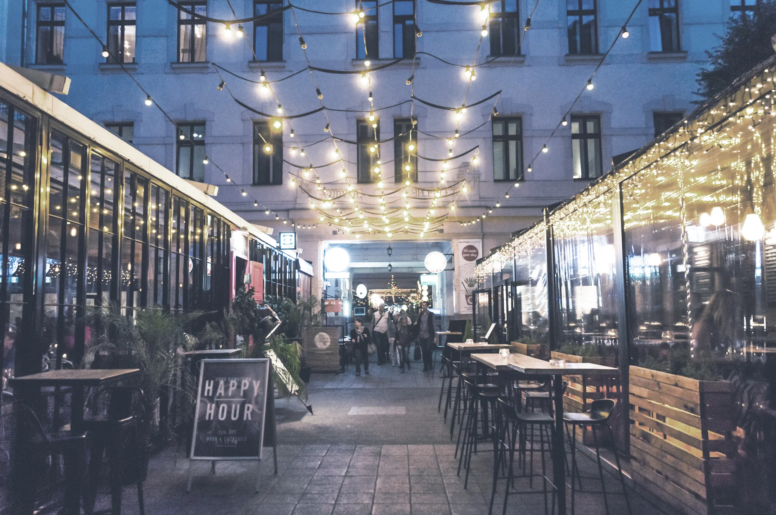 KViHotel_Budapest_Szorakozas_header.jpg