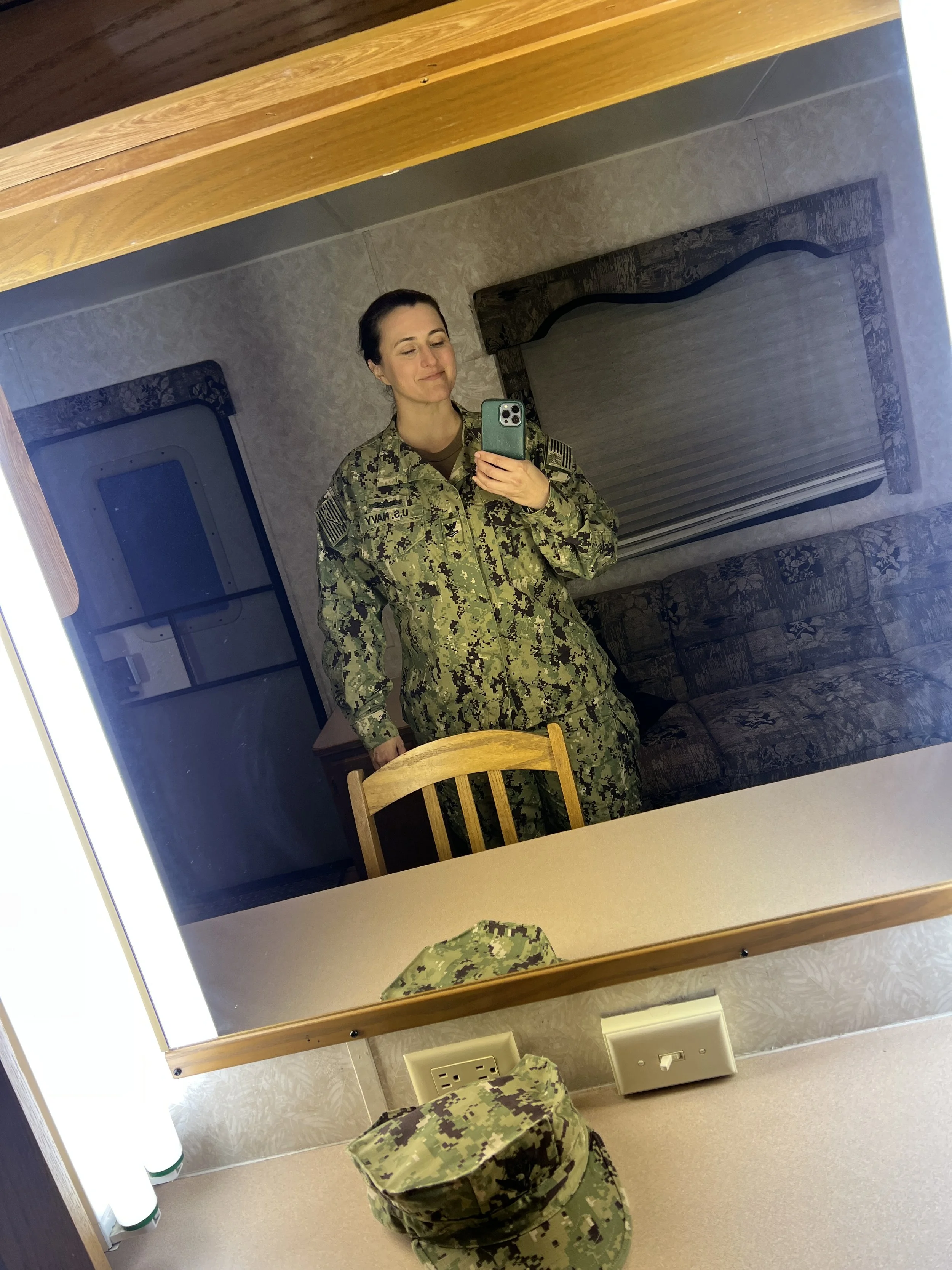 Trailer Selfie NCIS co-star