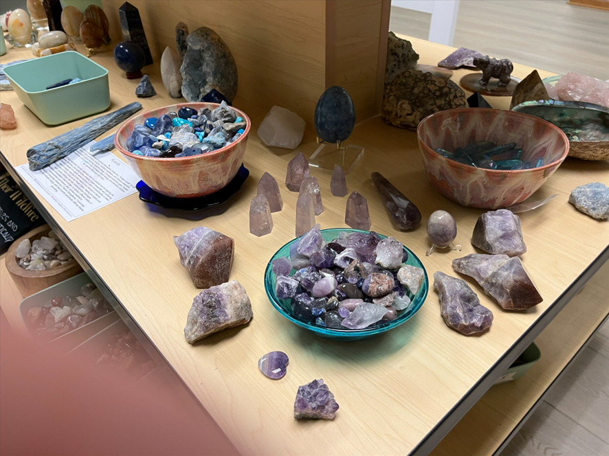 Amethyst Crystal Collection – Purple Towers, Clusters, Tumbled Stones & Natural Gemstones