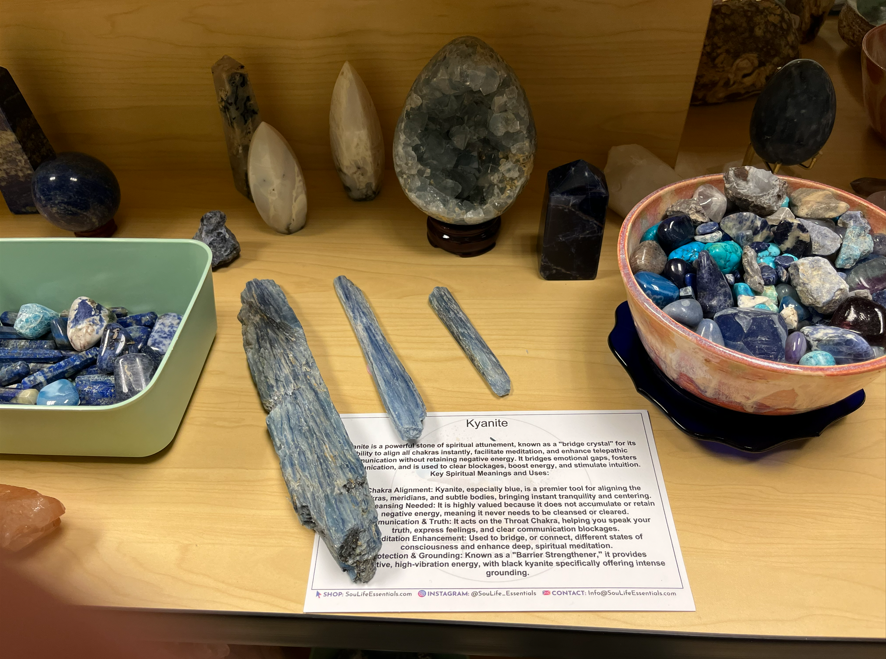 Blue Kyanite Crystals & Raw Blades