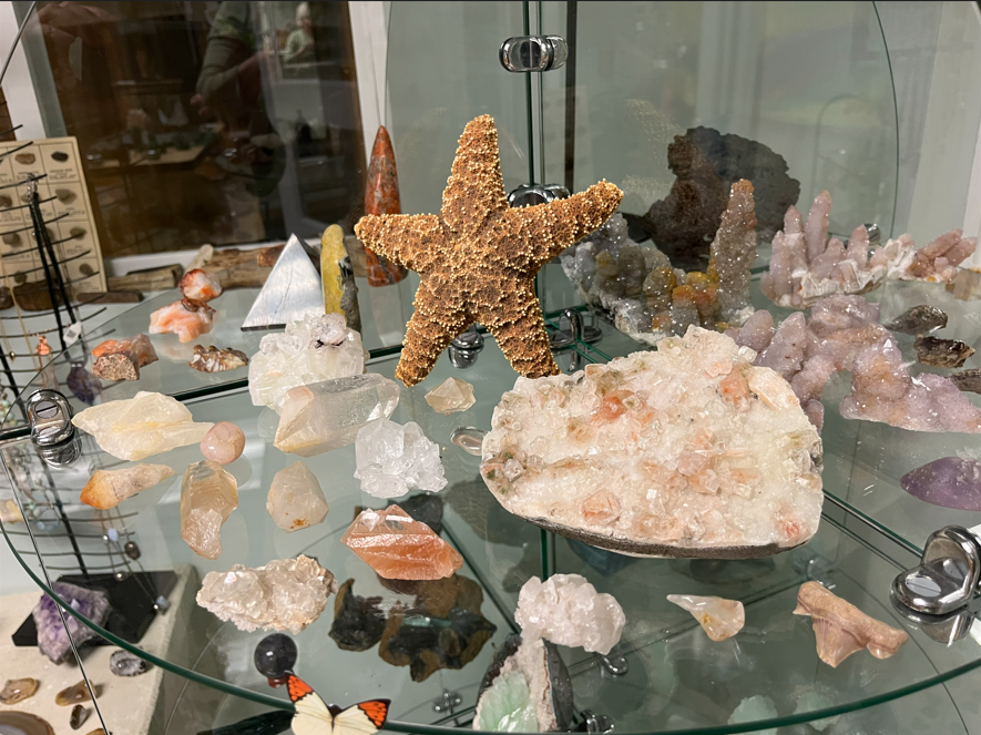 Golden Crystal-Style Starfish – Decorative Ocean-Inspired Display Piece