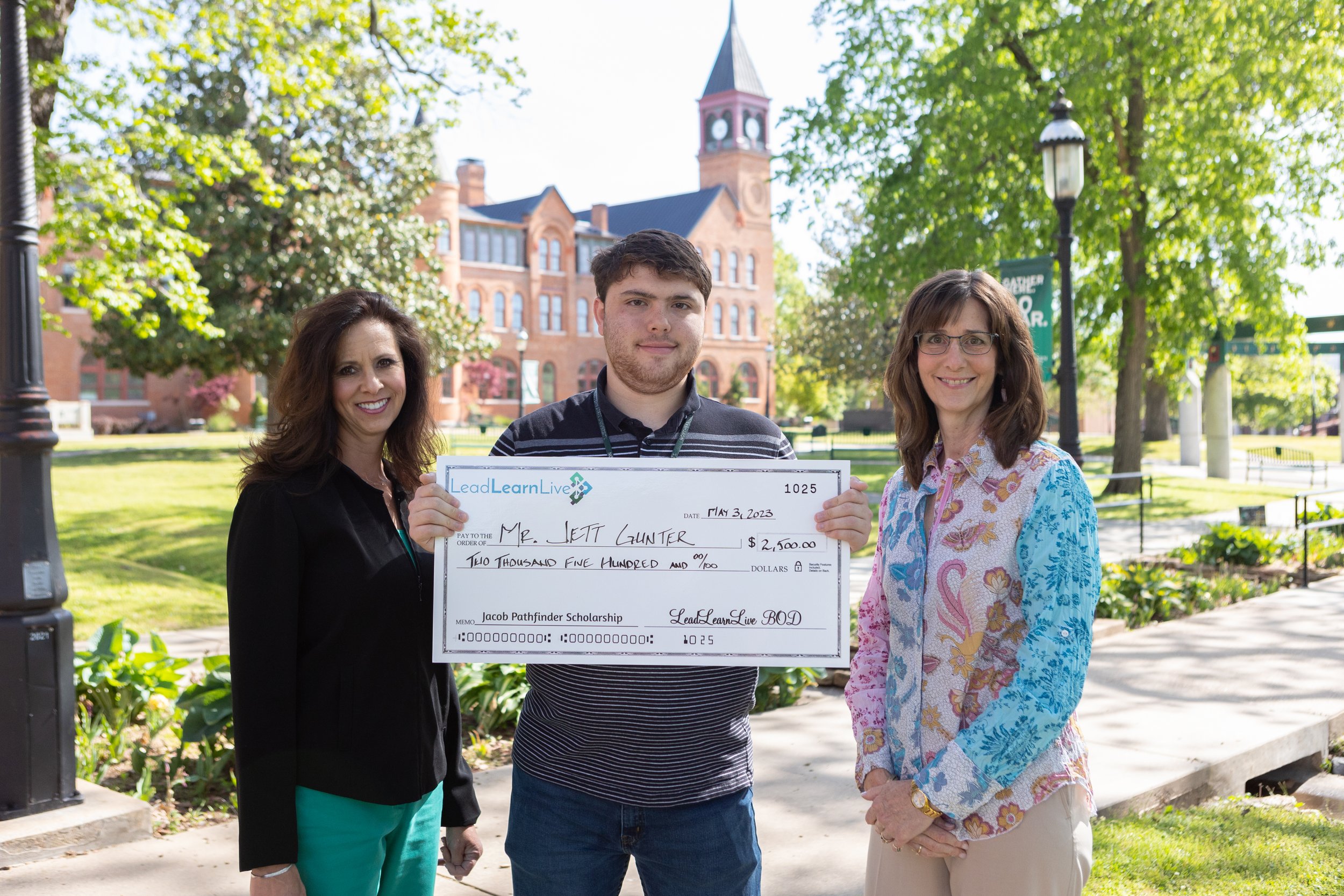 Dr. Jodi Legnon, Jett Gunter, Julie Lackey