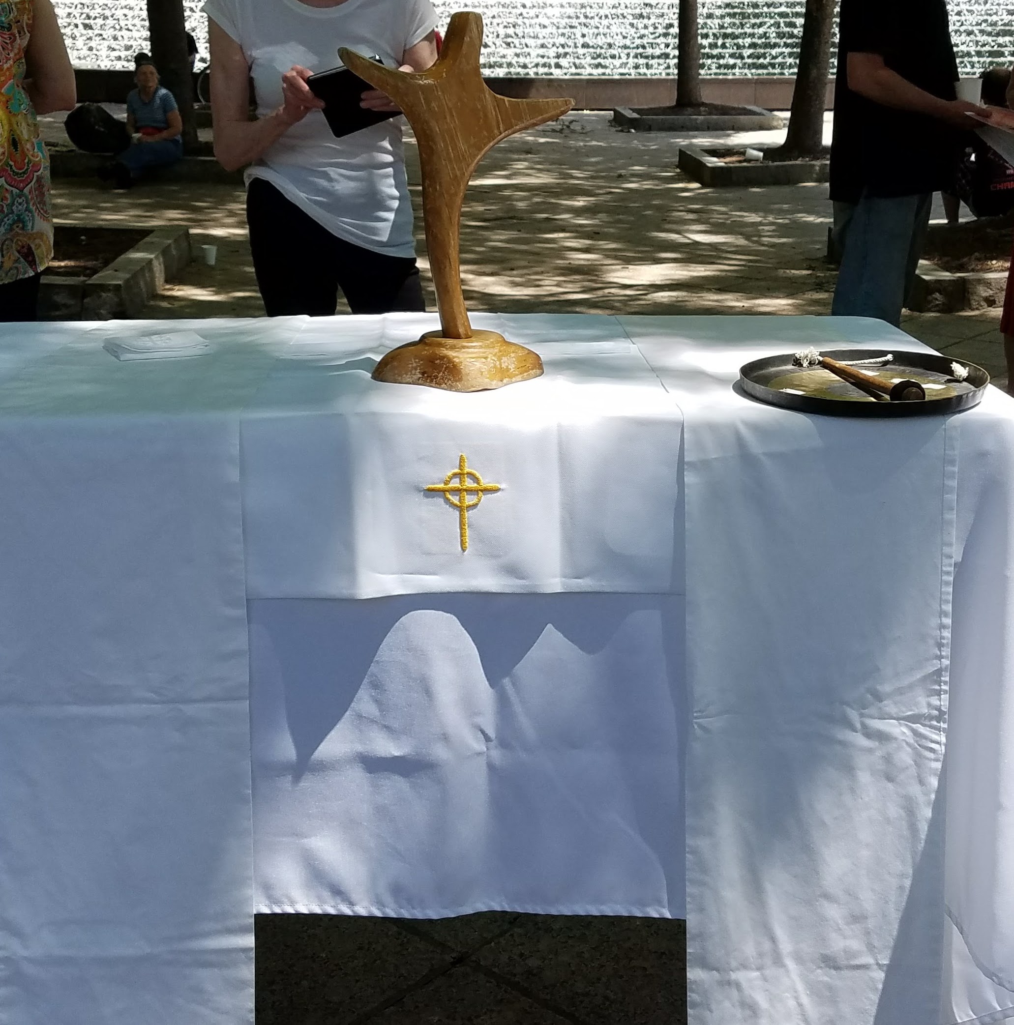 Church of the Common Ground Altar.jpg