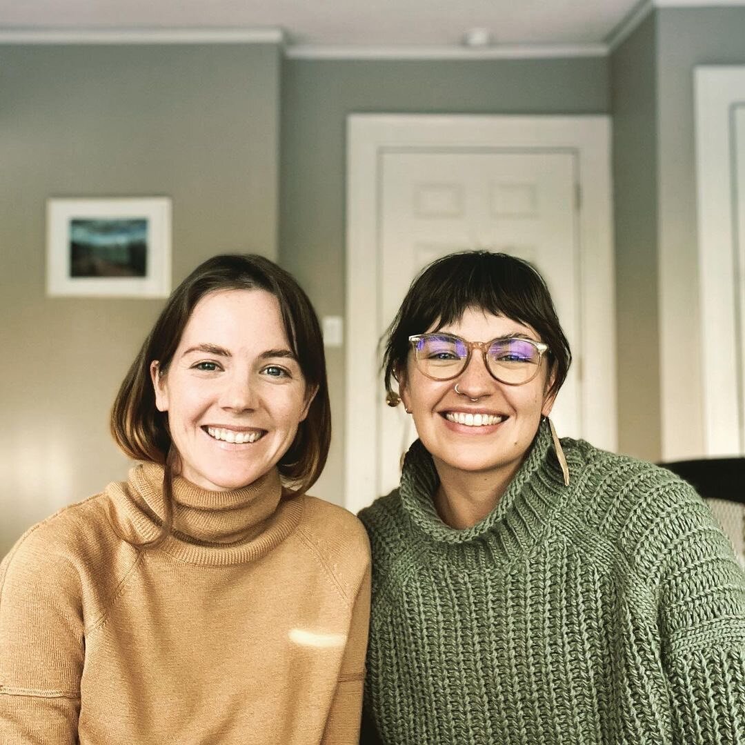 Oh hey! We did a thannng 😊 

We just completed our🥉 @flow_of_life_yoga Prenatal Yoga Teacher Training! This training was so incredibly inspiring with an engaged group of participants spread across the US and beyond!🌎 💻 🥳

WE❤️LOVE ❤️ WHAT WE DO!